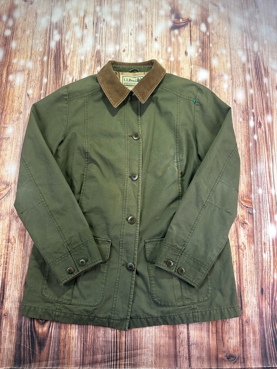 L.L. Bean Jackets & Blazers - Vintage LL Bean Adirondack Barn Women’s Jacket  (Flannel-Lined) Size Small